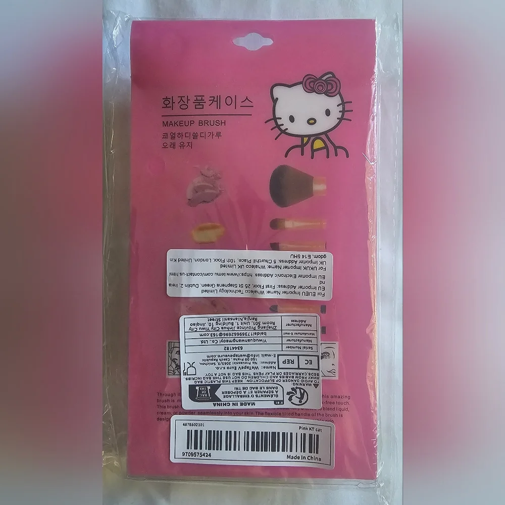 Sanrio brushes lover bristles